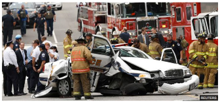 Illustration for article titled Captiol Cop Crash